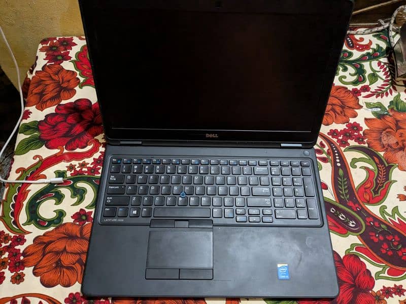 Dell latitude Core i5 5th generation 2