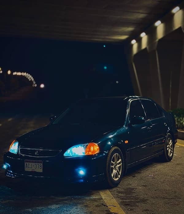 Honda Civic VTi 1999 14