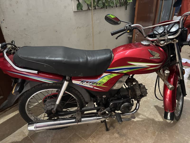 Honda Dream CD 70 4