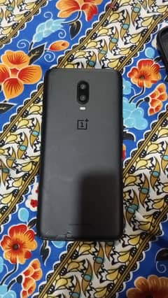 OnePlus 6T pro 8gb 128gb I display finger exchange possible