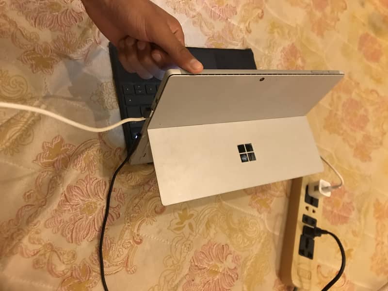 Microsoft surface pro 4 3