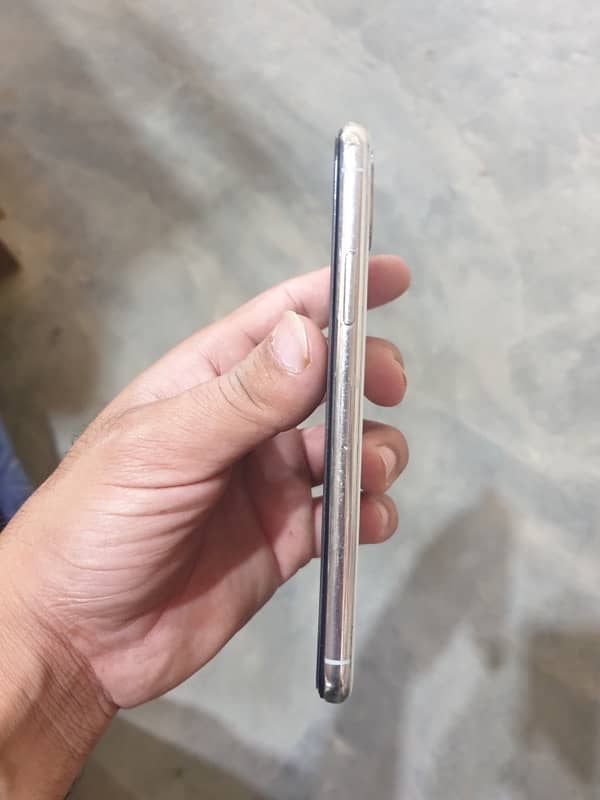 iphone x 64 gb PTA Aproved 3