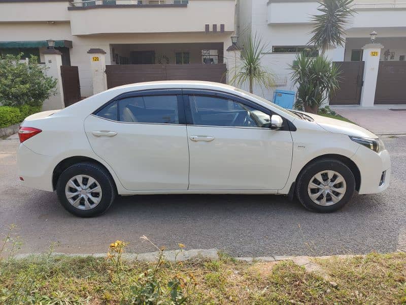 Toyota Corolla GLI Automatic 2016 7