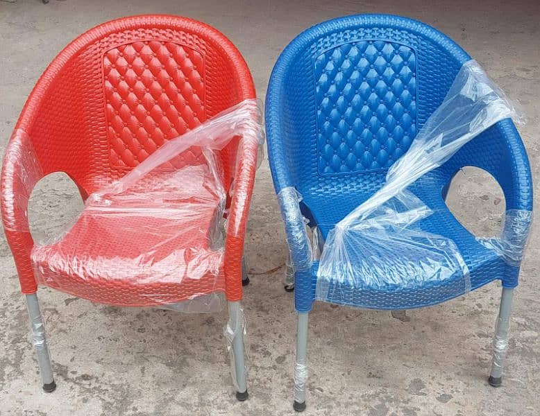 Chair / Plastic chair / 4 set of plastic furniture 0