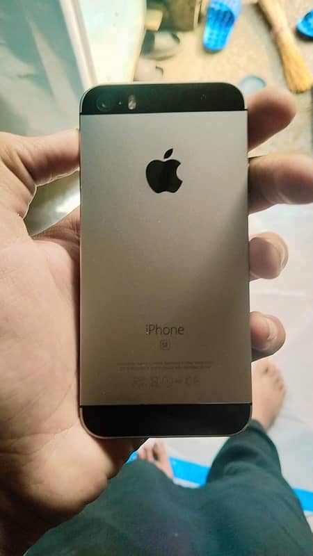 iphone se 1st gen jv 32gb 10/9.5 4