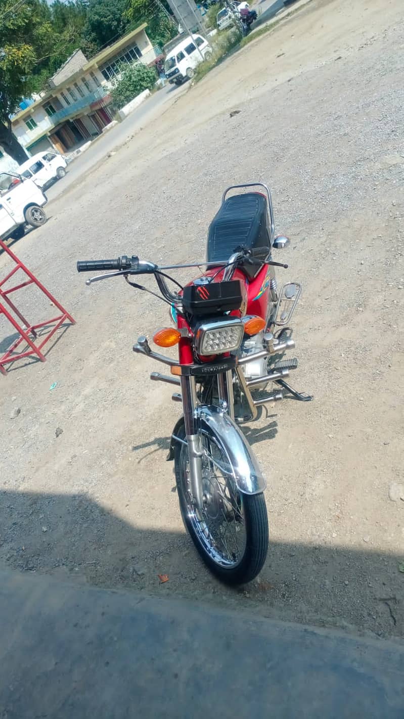 Honda CG 125 2018 model bike for sale call on 0313,4935016 1