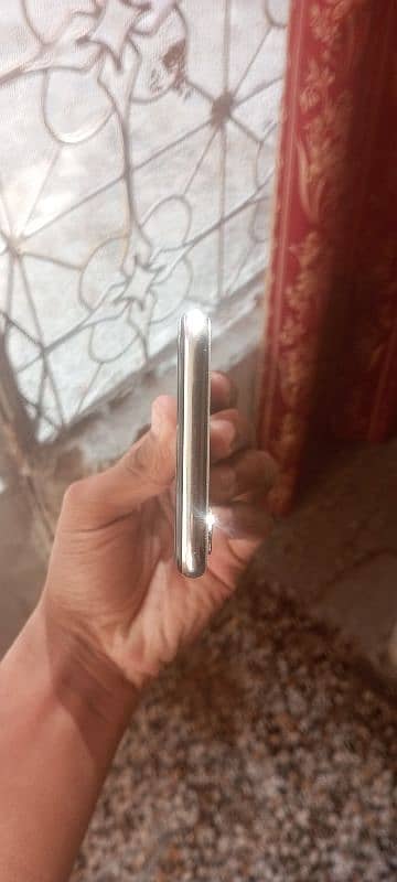 Iphone X excellent condition 3