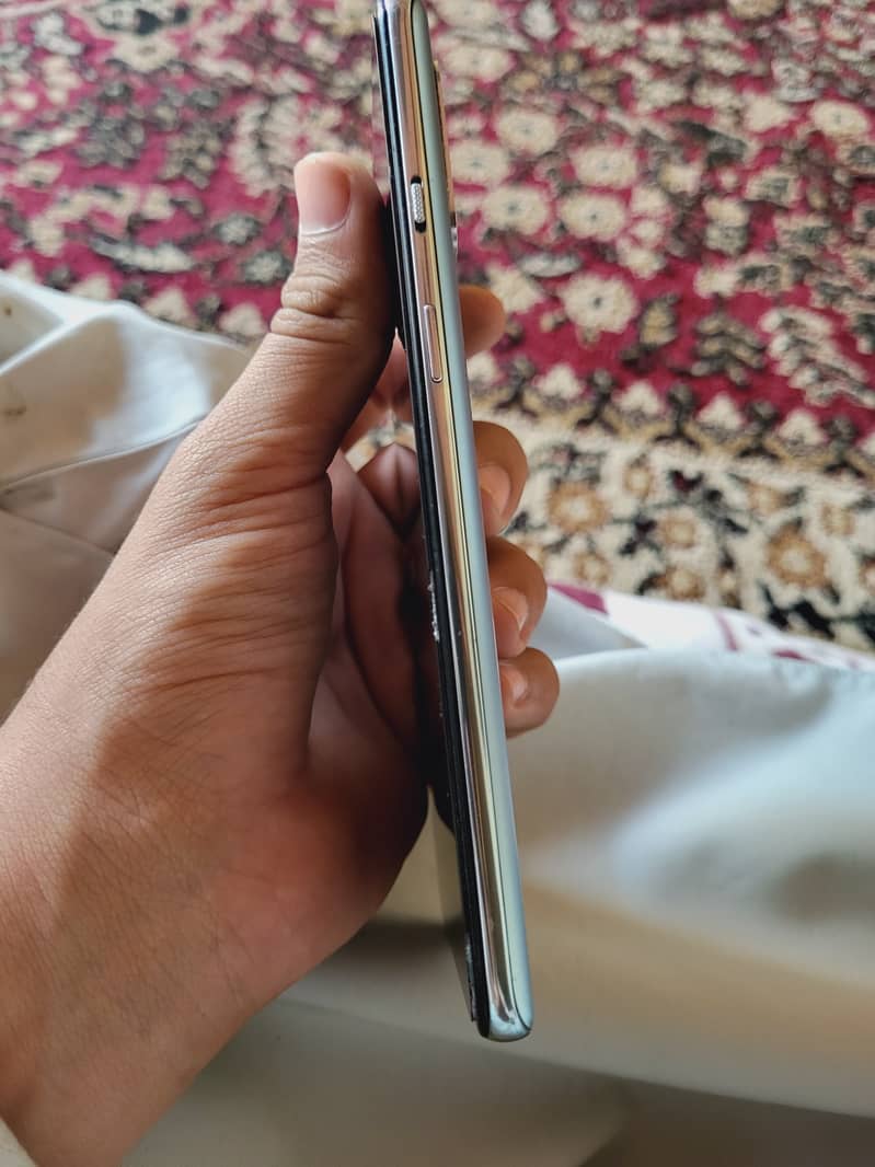 OnePlus 8t for sale contact 0348-5954895 5