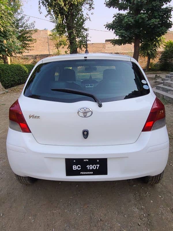 Toyota Vitz 2009 3