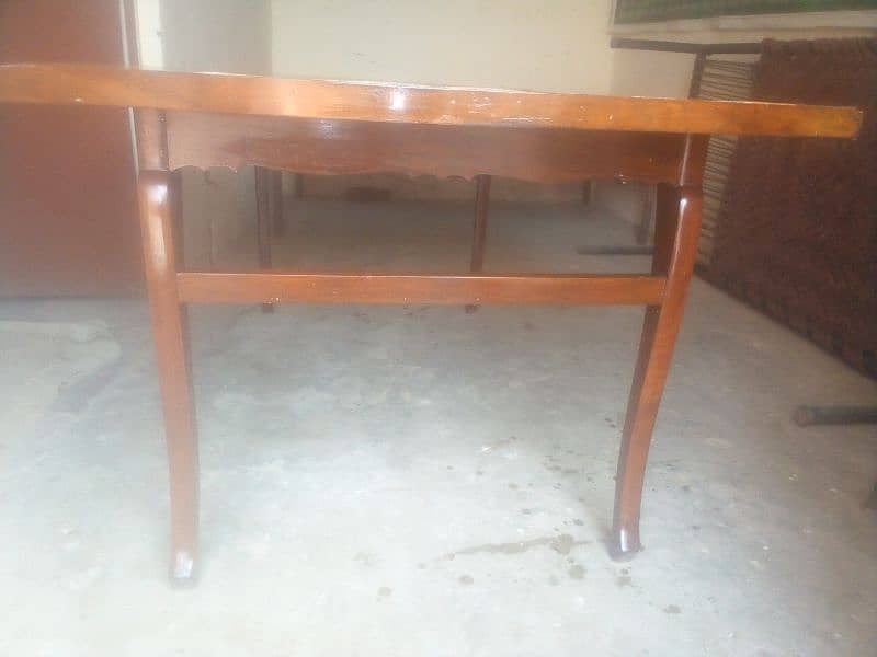 dining table he 2