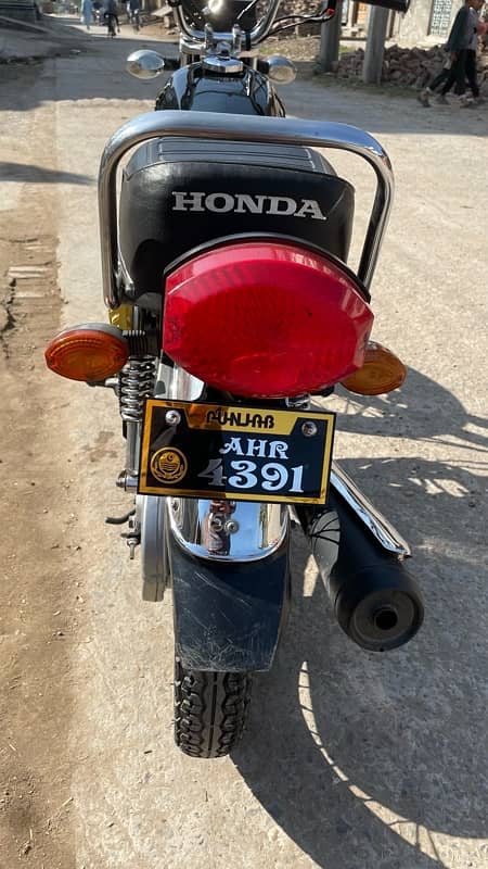 HONDA 125 MODEL 2021 SELF-START 3