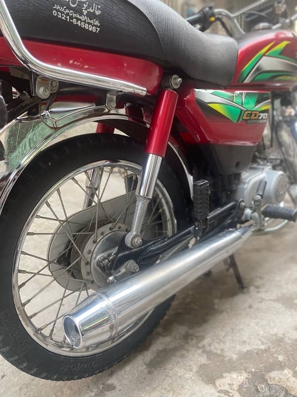 Honda CD 70 6