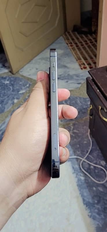 iPhone  12 pro non pta 6