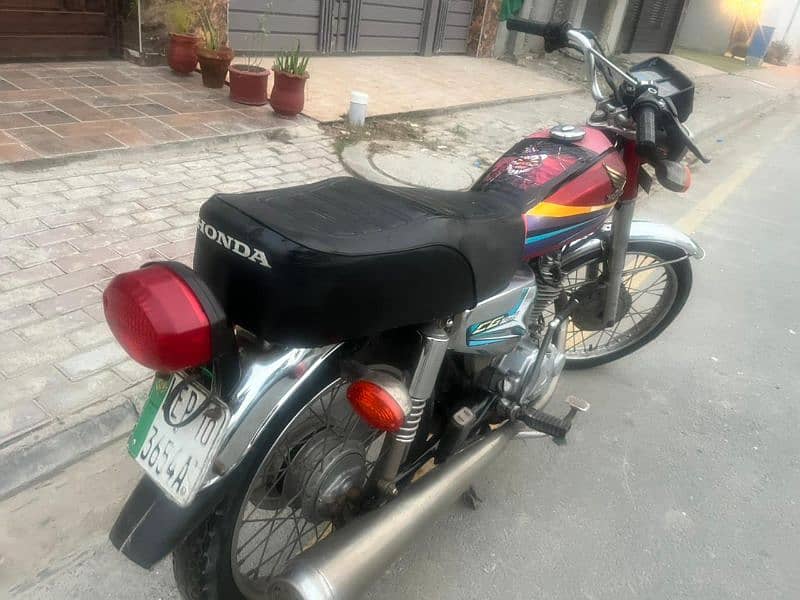 Honda 125 speed machine 2010 genuine , fix rate 40 plus avg 7