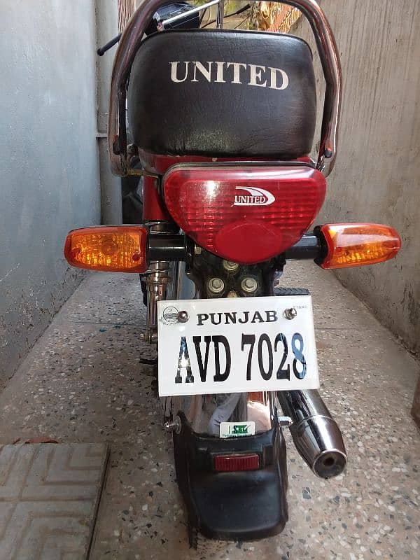 United 70cc 8