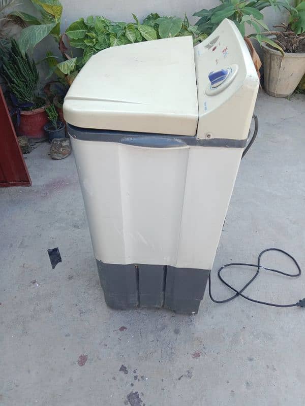 SAG Washing Machine 1