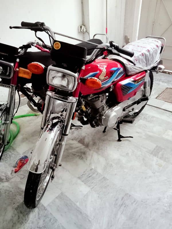 Honda CG 125 2023 9