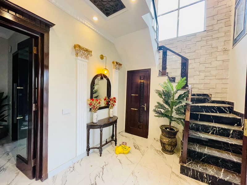 10 Marla House For Sale In Paragon City Lahore 11