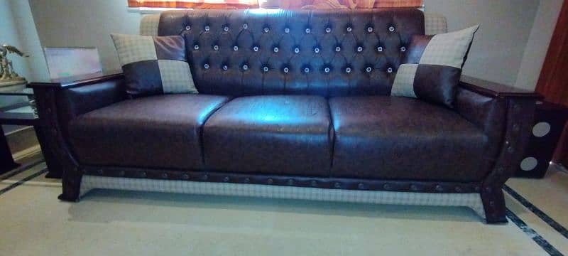 Branded 7-Seater Leather Sofa Set for Sale! 2