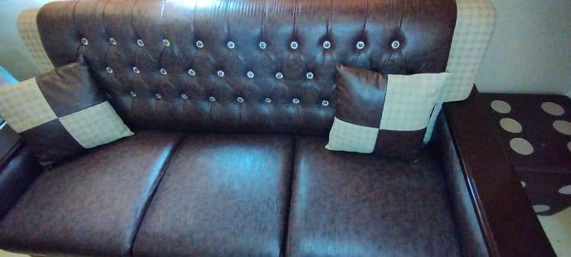 Branded 7-Seater Leather Sofa Set for Sale! 5