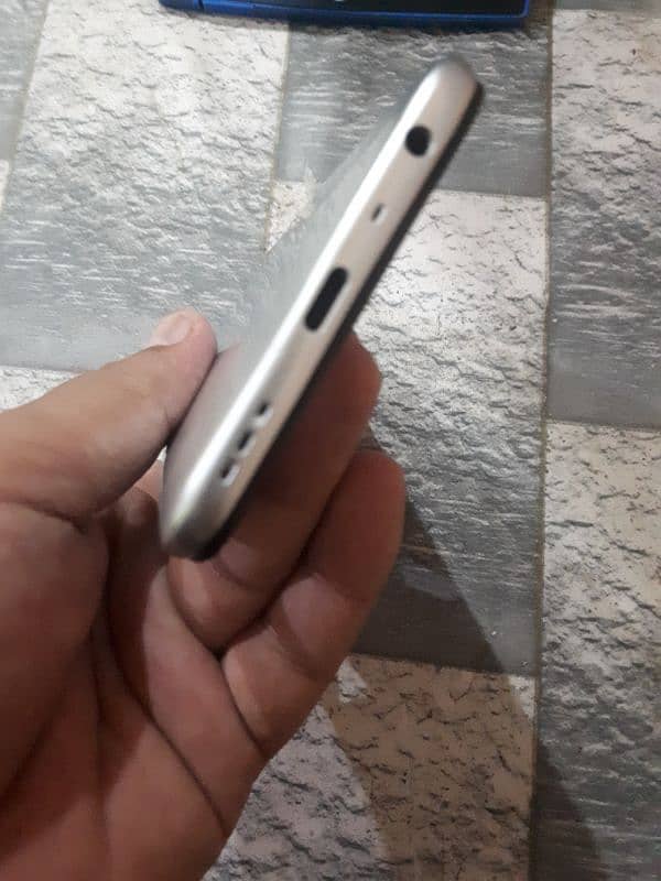 oppo A16 just like new 4