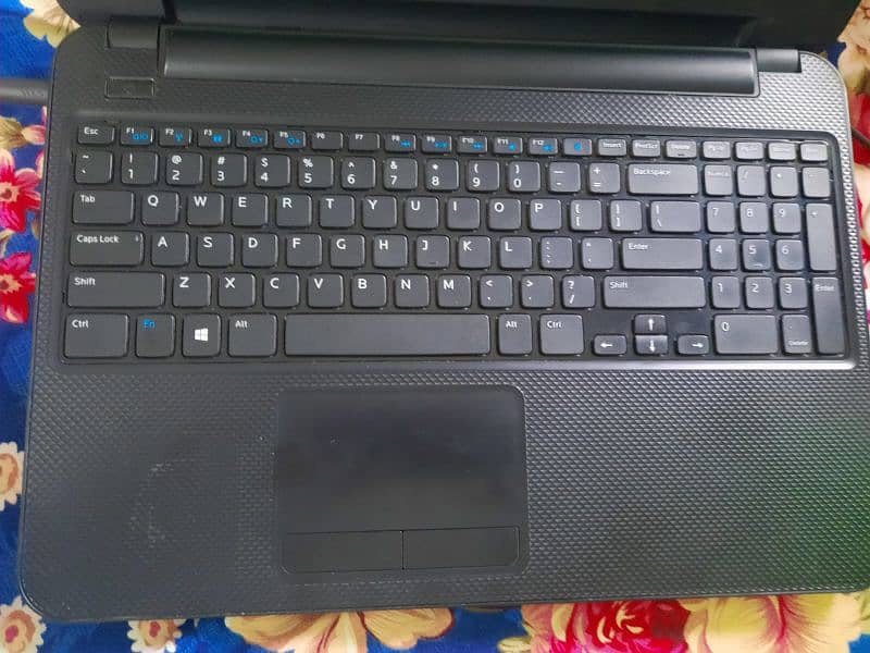 Dell Laptop For Sale 2