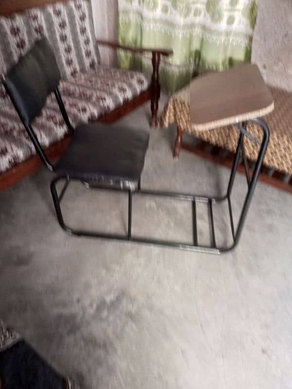 Namaz wali chair Available ha in attock 0