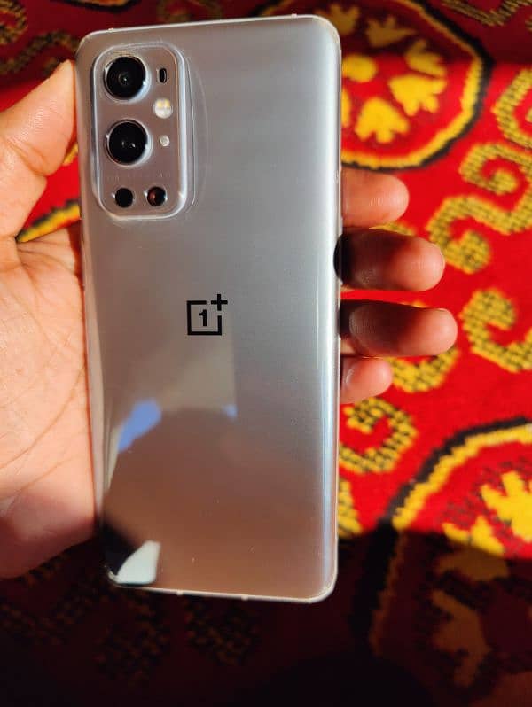 Oneplus 9 Pro 1