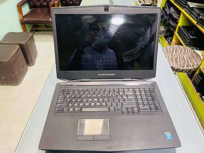 DELL ALIENWARE 17 1