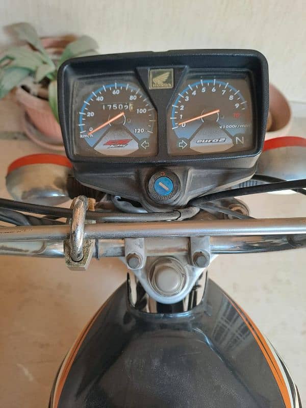 Larkana Registration Honda CG125 2018 model 0