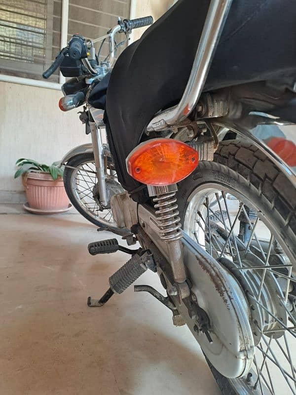 Larkana Registration Honda CG125 2018 model 12