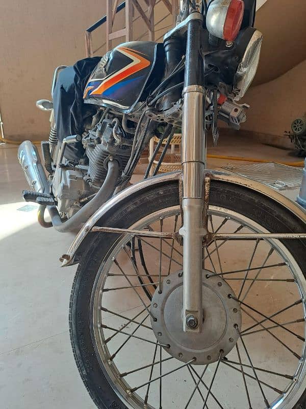 Larkana Registration Honda CG125 2018 model 15