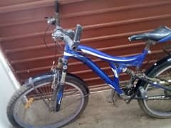 a used bicycle in good condition of thunder brand