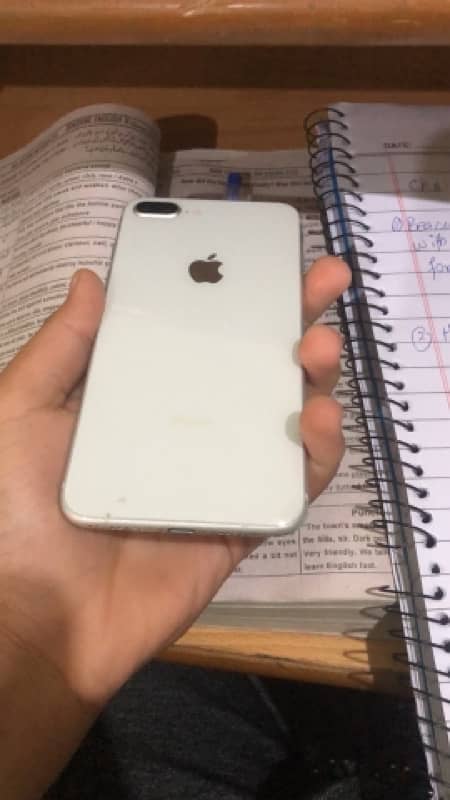 iphone 8 plus 3