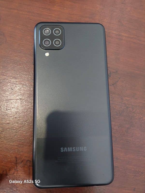 Samsung A12 4 64 0