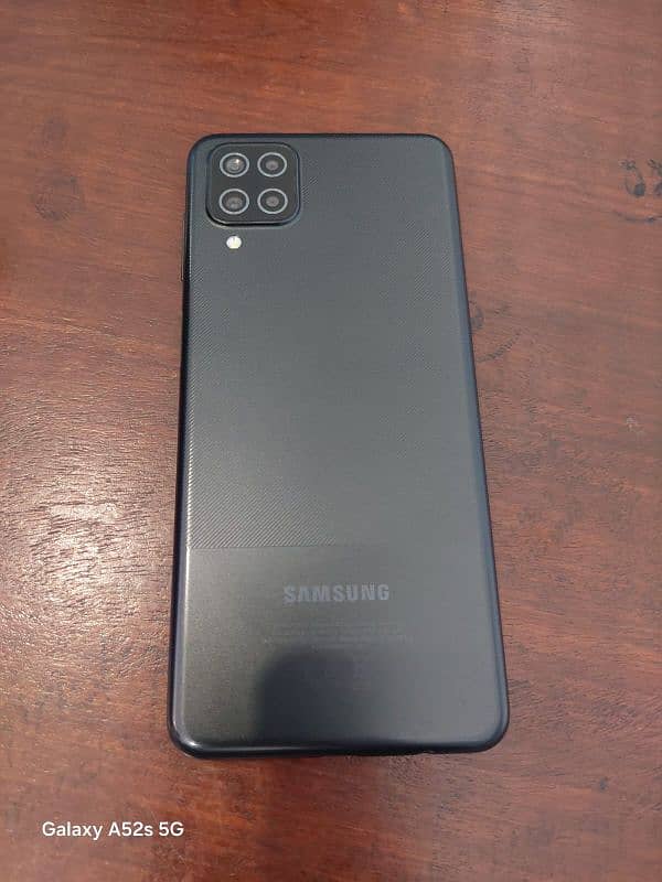 Samsung A12 4 64 3