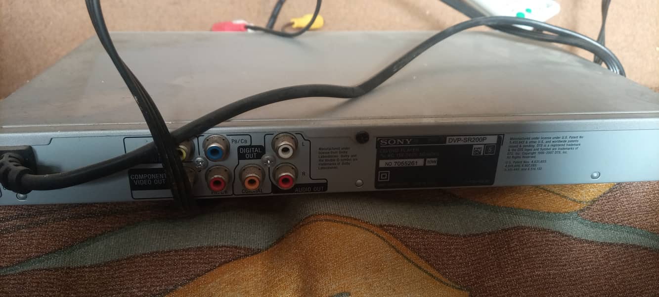 SONY CD/DVD PLAYER 3