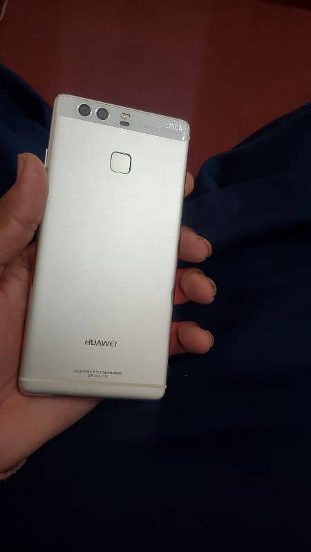 Huawei P9 3/32 Amoled display camera result like dslr 6