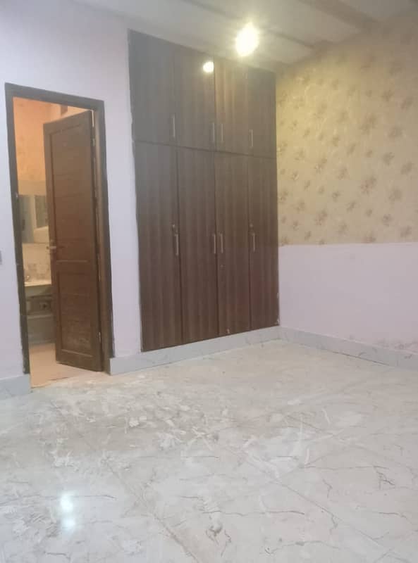 10 MARLA SINGEL STOREY HOUSE FOR RENT AT THE PRIME LOCATION OF JOHAR TOWN LAHORE 13