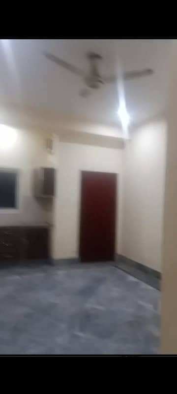 Non Furnished Single bed loung kitchen bath Flat Davis Road near Shimla Hill Lahore 1