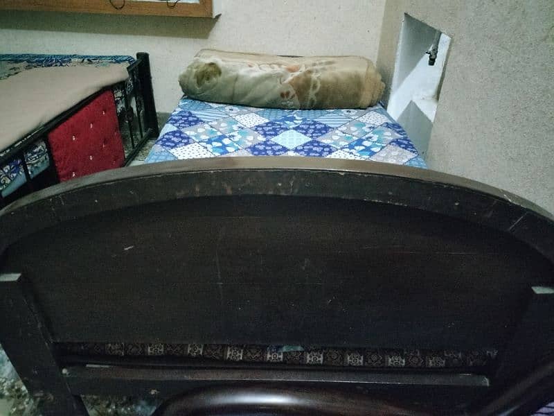 single bed 2