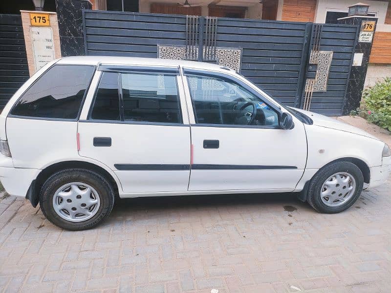 Suzuki Cultus VXR 2014 9