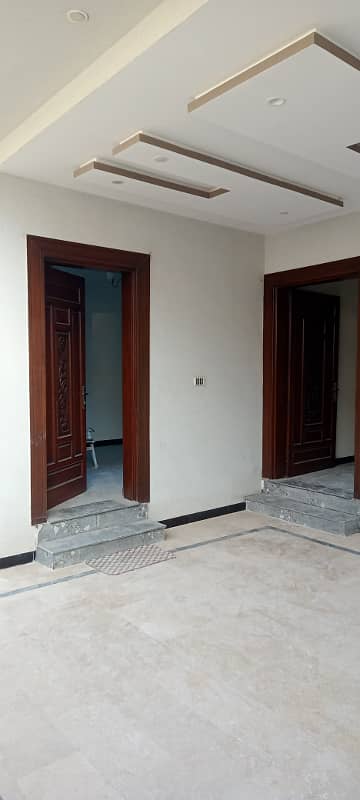 5.5 Marla portion ground floor very hot location house for rent near park masjid 17