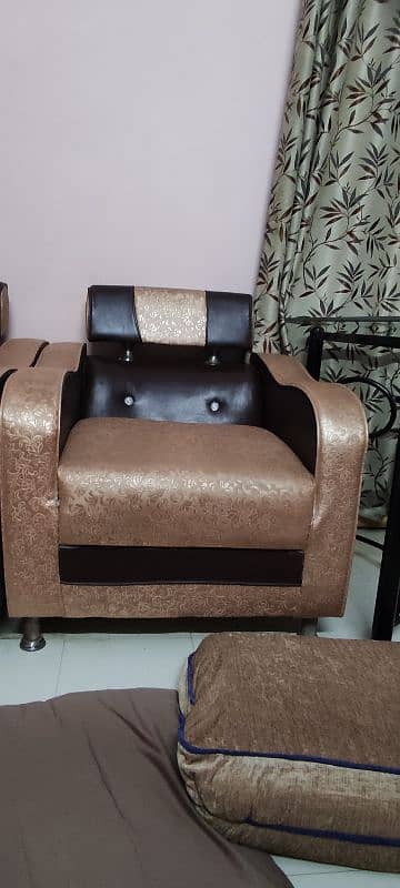 Sofa set 7 seater 6