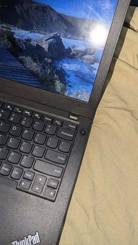 Thinkpad X270 i7 6th generation 2