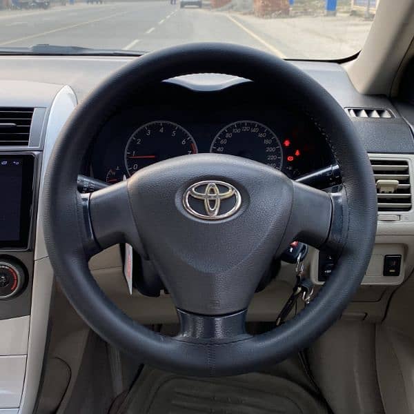 Toyota Corolla GLI 2012 automatic 5