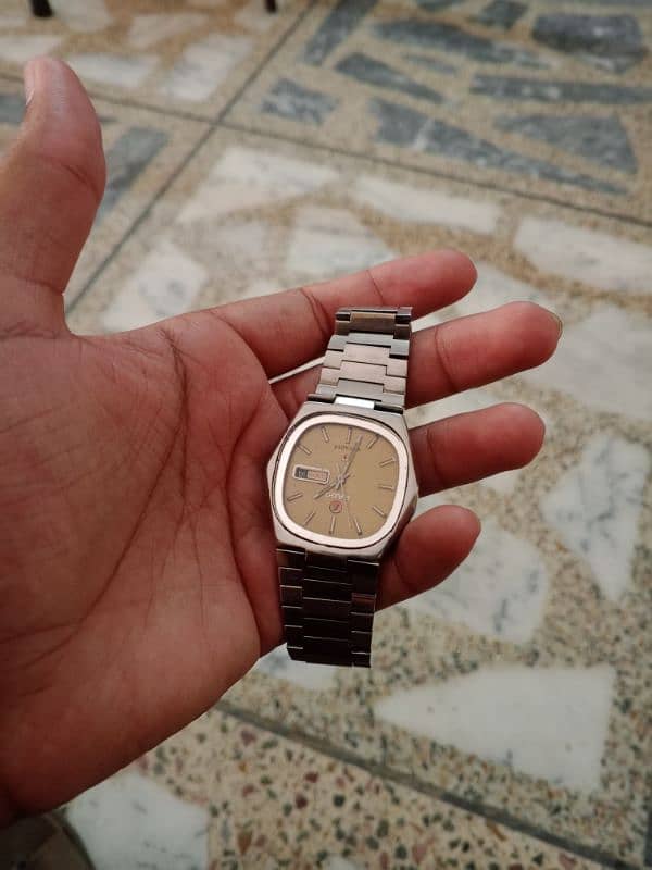 Rado voyager watch 4