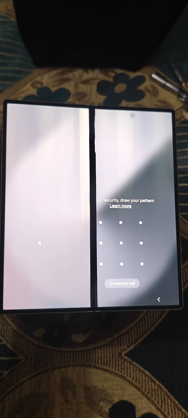 Samsung fold 6 iner LCD barek Baki 10/10 paroved 2