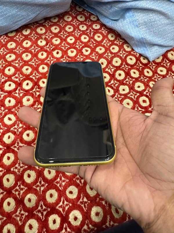 iPhone 11 NON PTA 256 GB 5