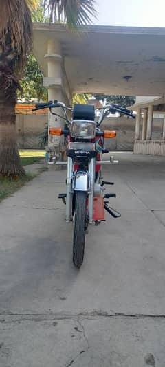 Honda CD 70 in perfect condition first owner